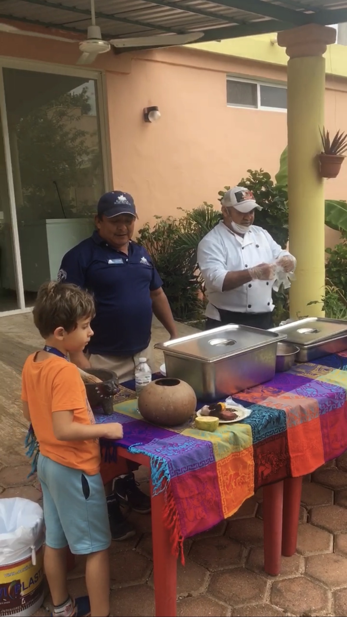 Demonstração gastronômica de um prato típico Maya.